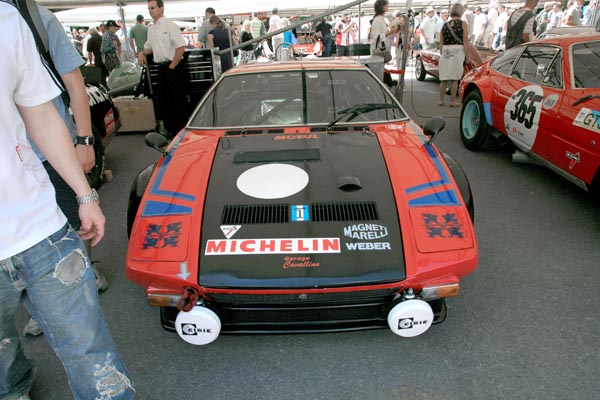 74-1a 10-07-04_0315b 1974 DeTomaso Pantera.jpg